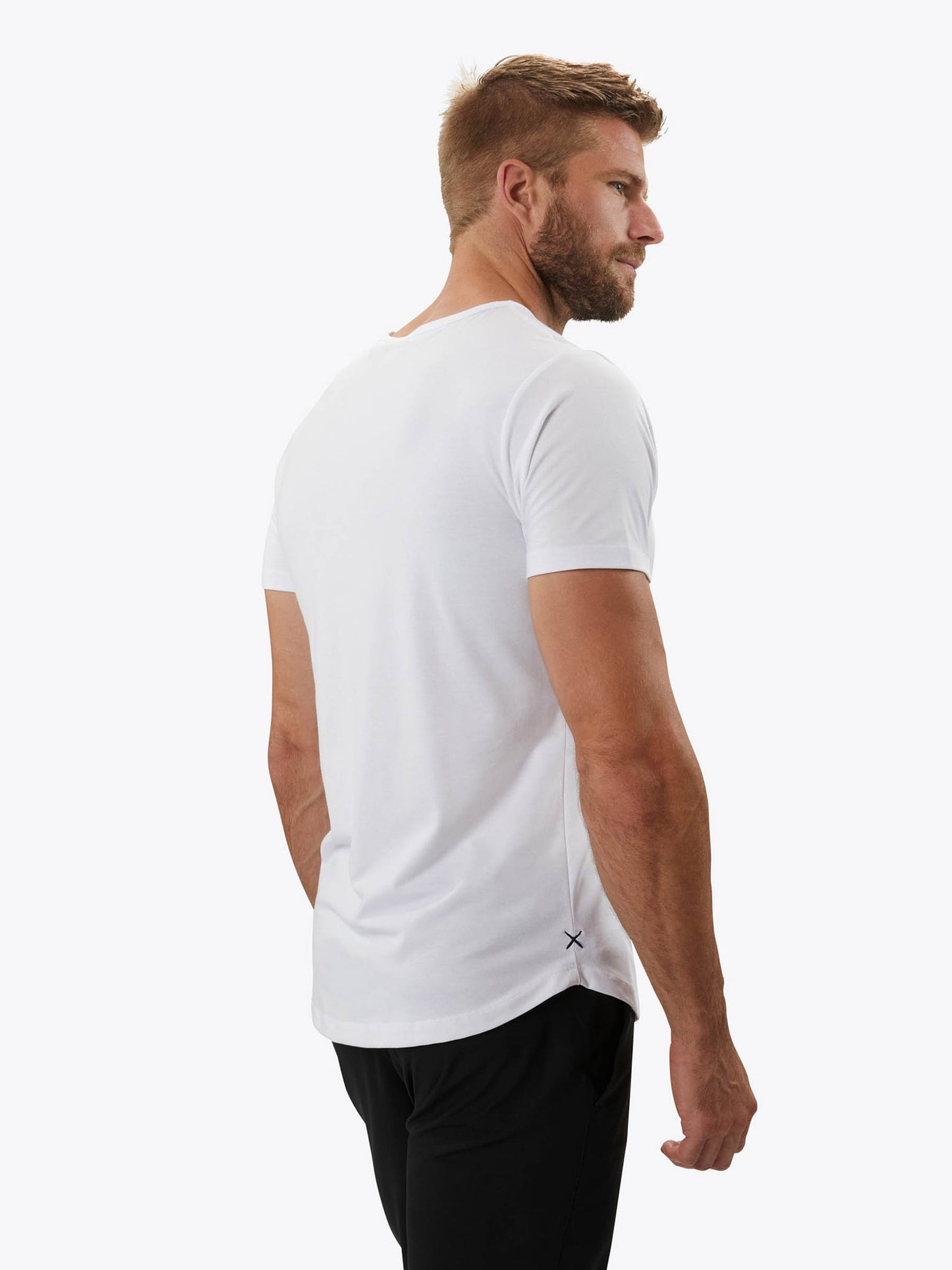 Cuts Clothing - Men - AO Curve-Hem Tee