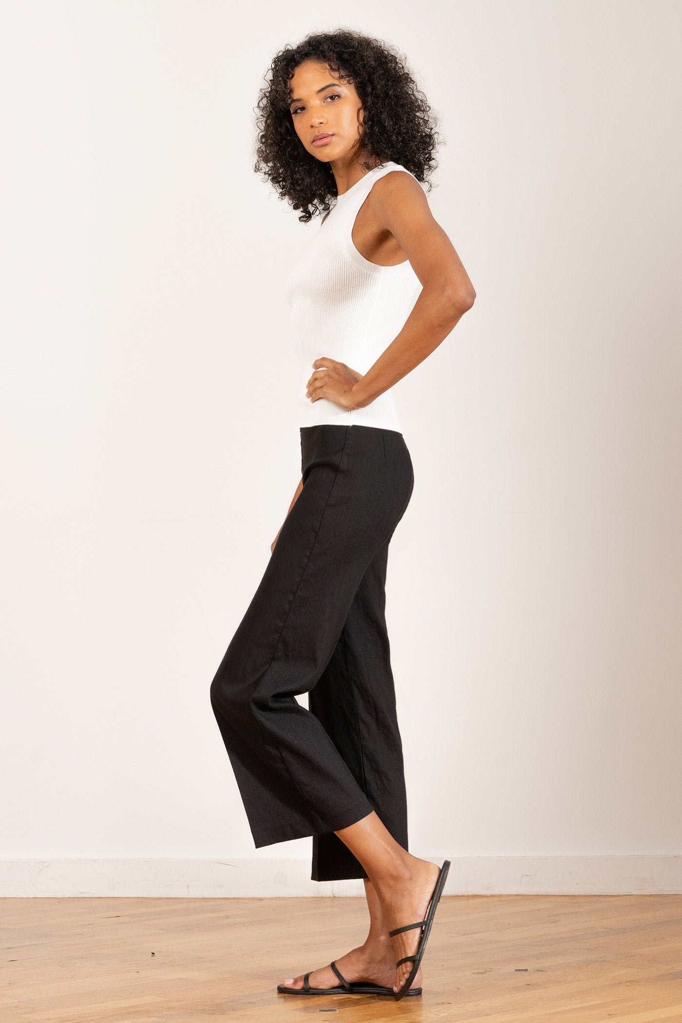 Avenue Montaigne - Women - Black Alex Linen Pant