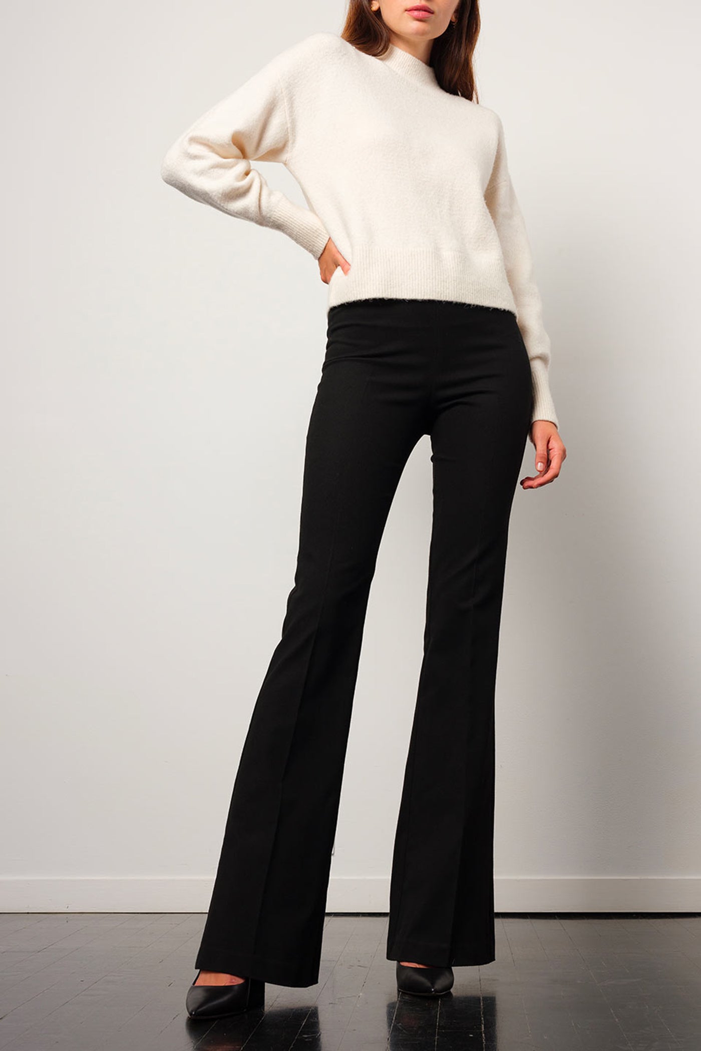 Avenue Montaigne - Women - Black Bellini Flannel