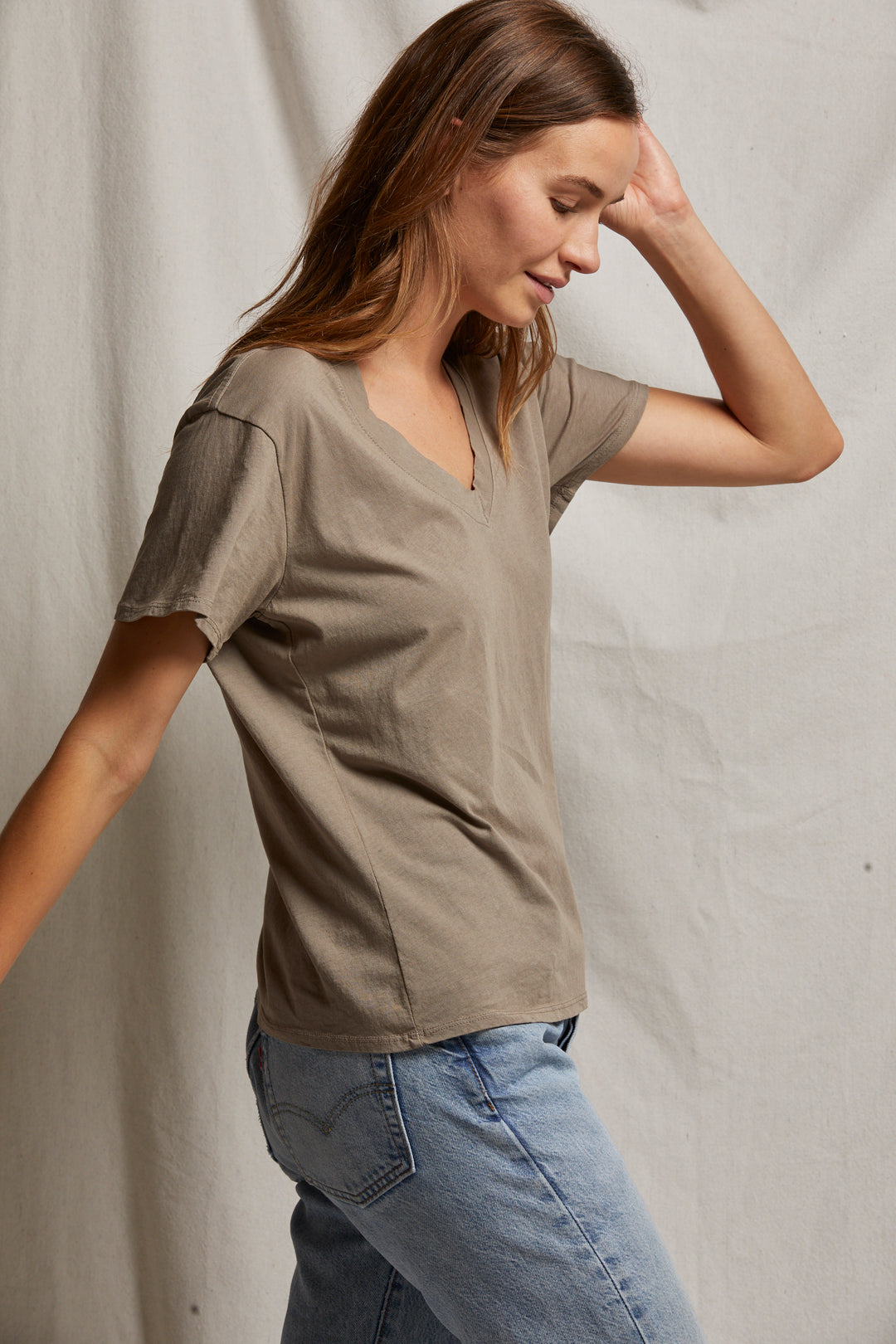 Perfect White Tee - Women - Mushroom Hendrix Boxy V Neck Tee
