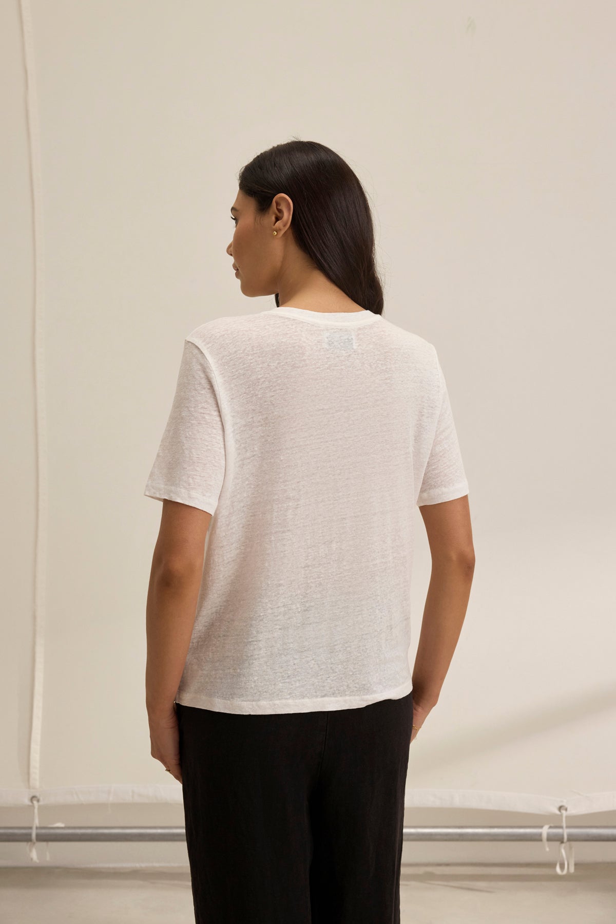 Velvet by Graham & Spencer - Women - White Heritage Linen Knit Tee