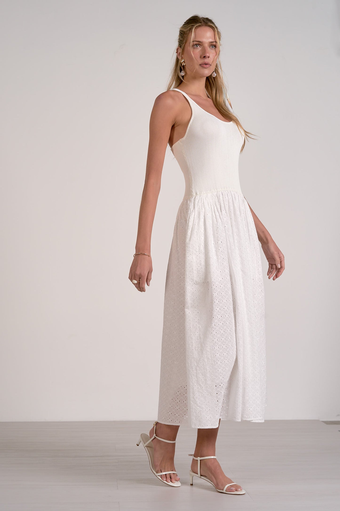 Elan - Women - White Mixed Media Maxi Dress