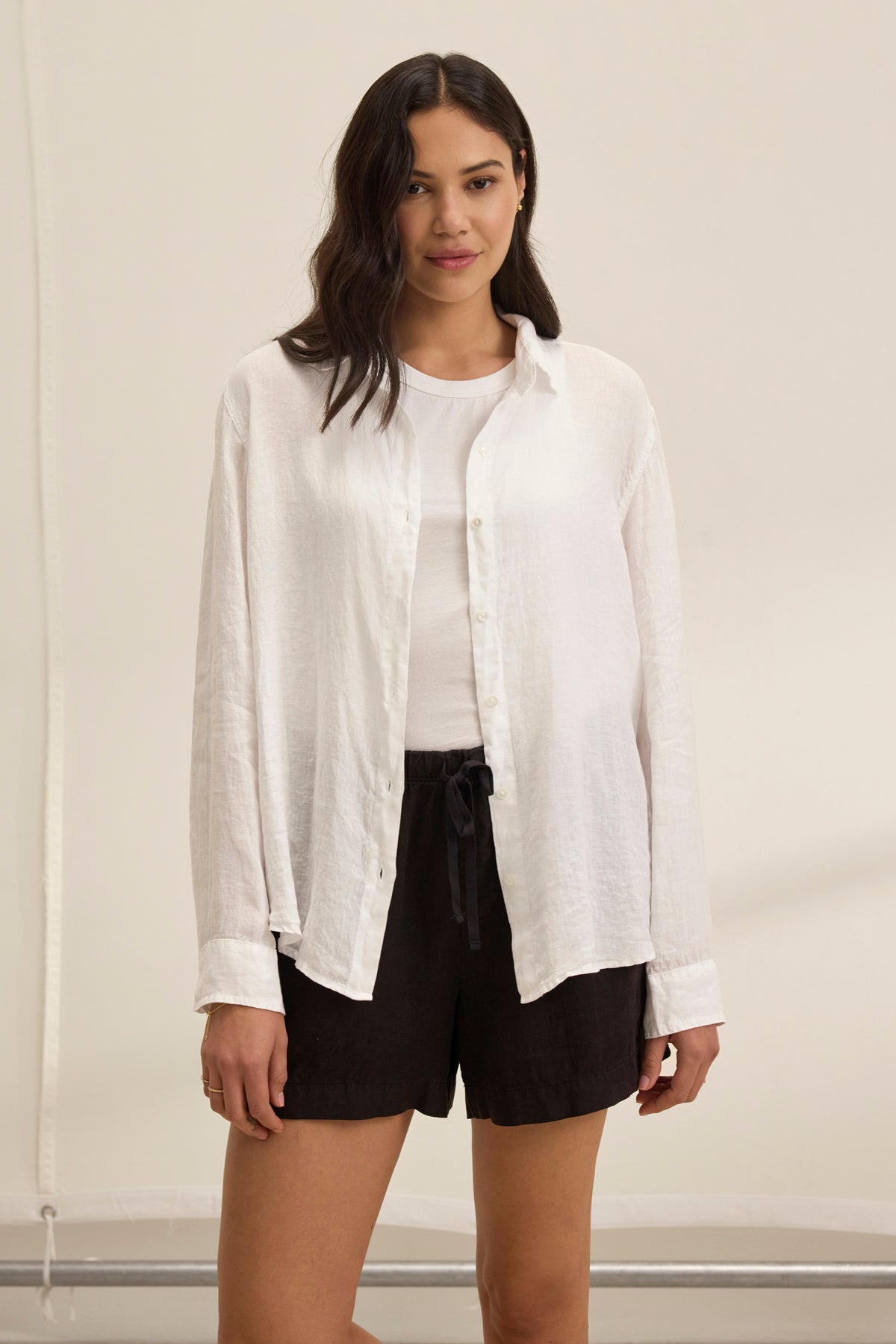 Velvet by Graham & Spencer - Women - White Sisi Linen Shirt