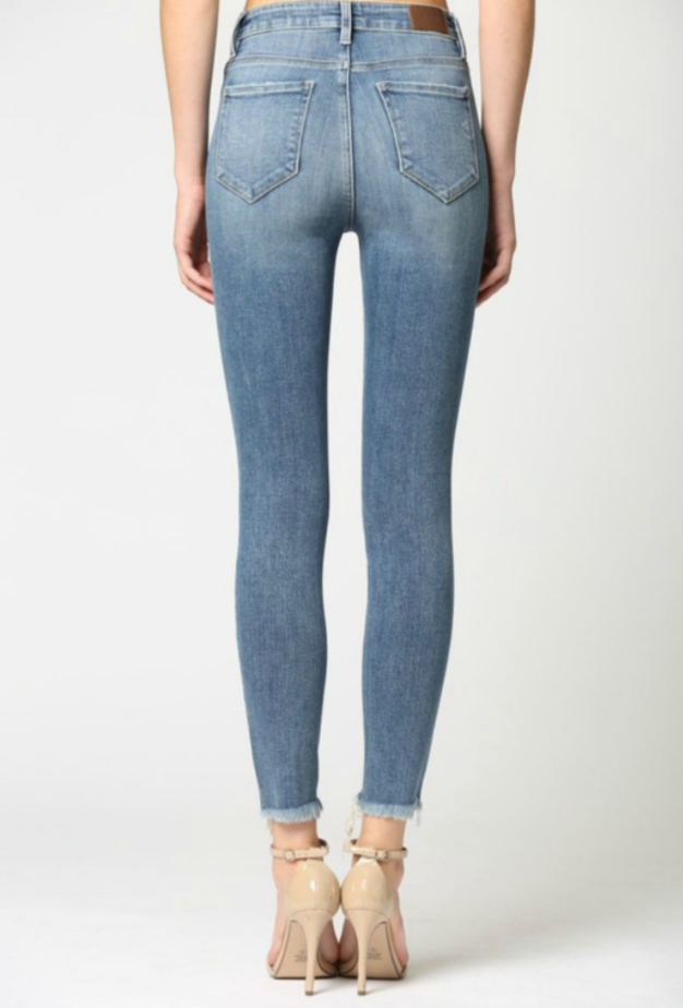 Taylor High Rise Basic Raw Hem