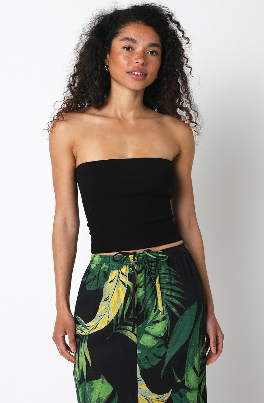 Guys N Gals - Women - Black Erin Top