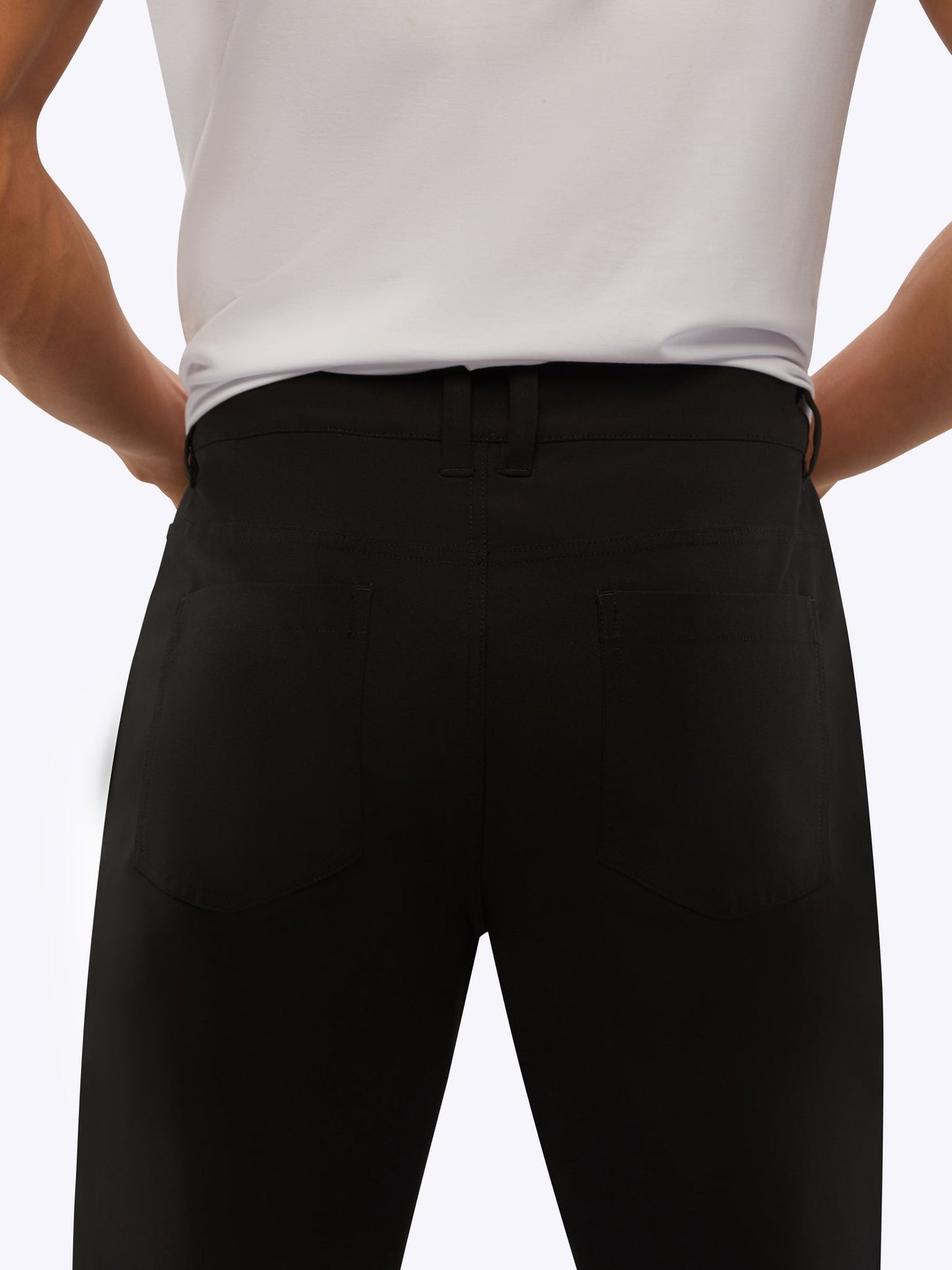 Cuts - Men - Black AO 5-Pocket Pant
