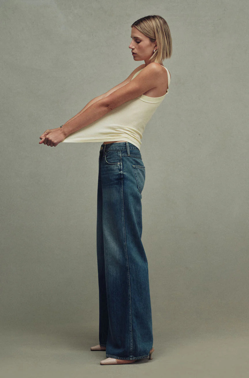 AMO - Women - Ethereal Regina Jean
