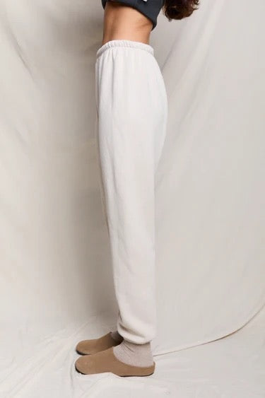 Perfect White Tee - Whitecap Grey Stevie Easy Sweatpant
