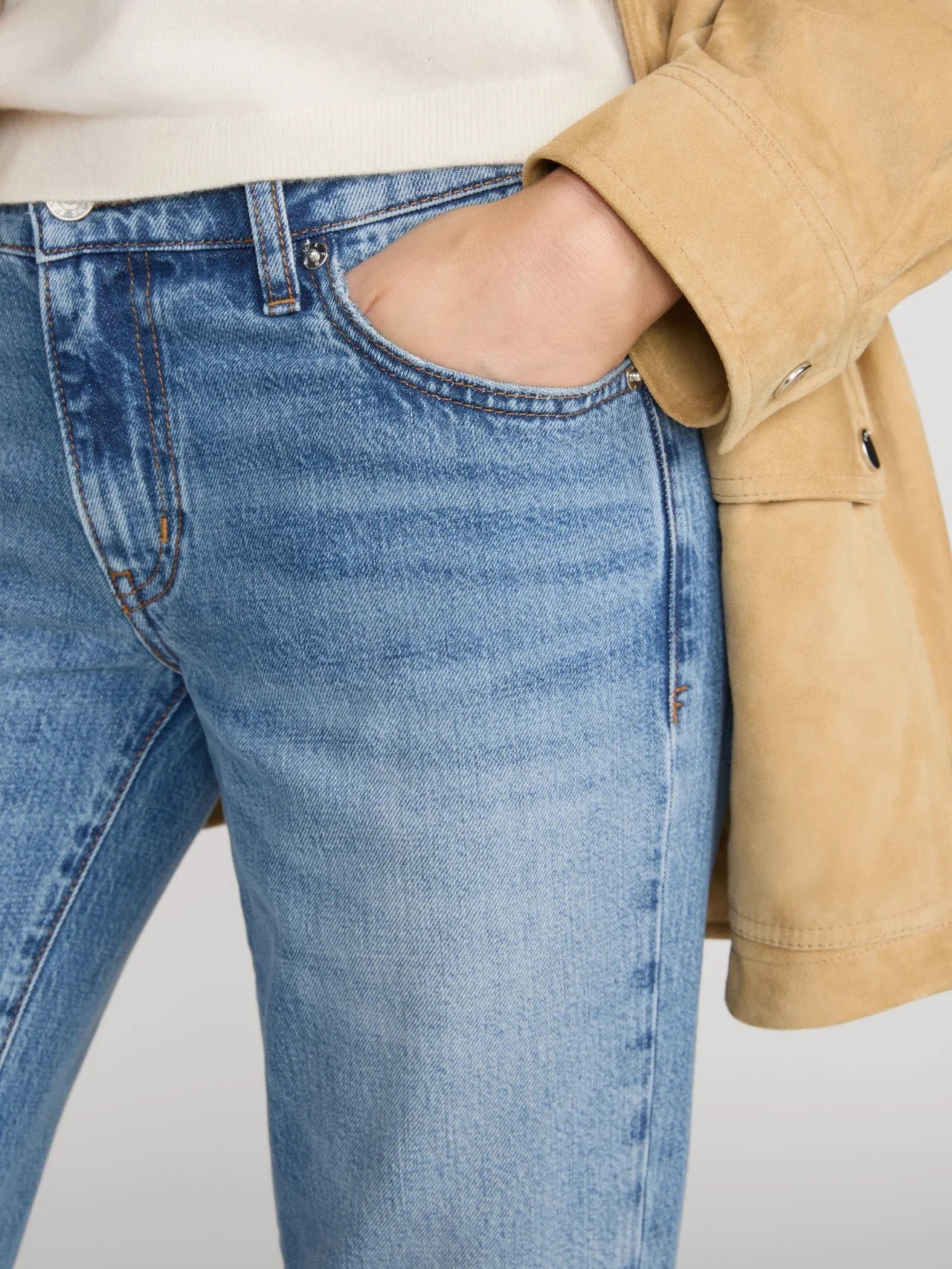 Frame - Women - Off Duty Rodeo Jean