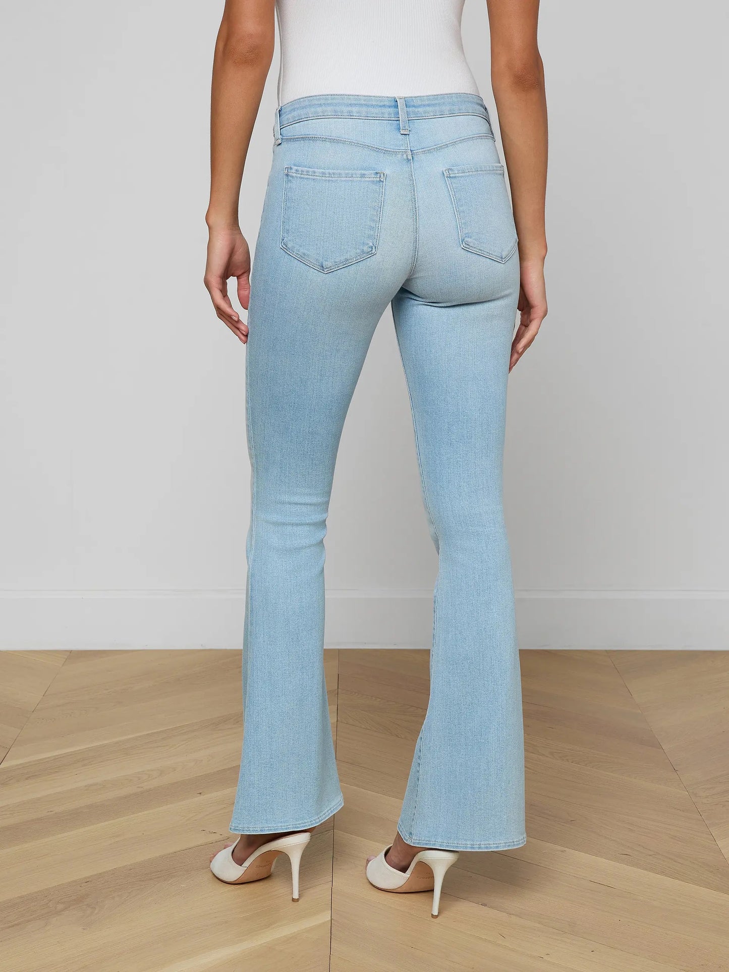 L'AGENCE - Normandie Taney Low-Rise  Flare Jean
