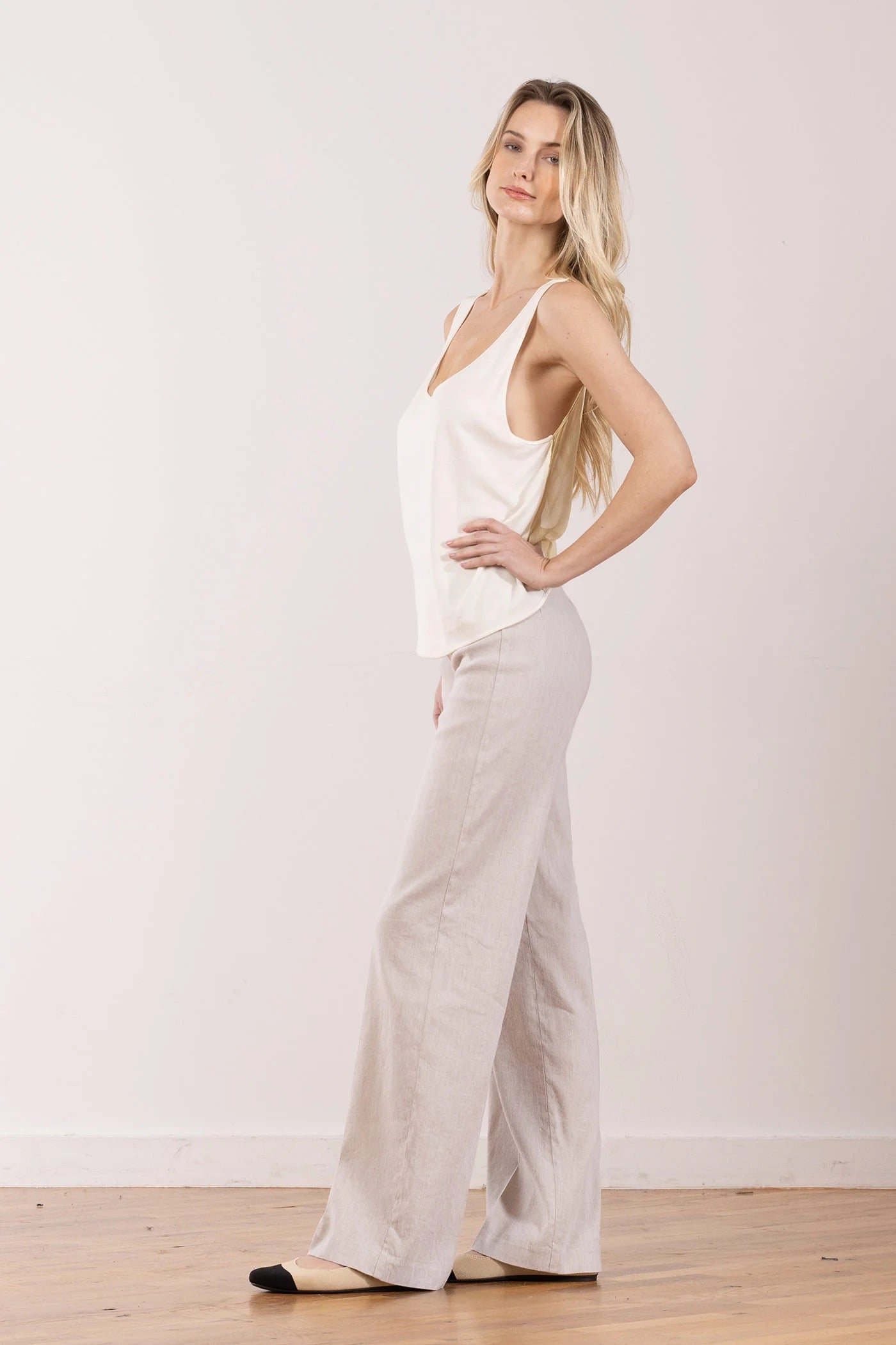 Avenue Montaigne - Women - Oatmeal Flavia Linen Pant
