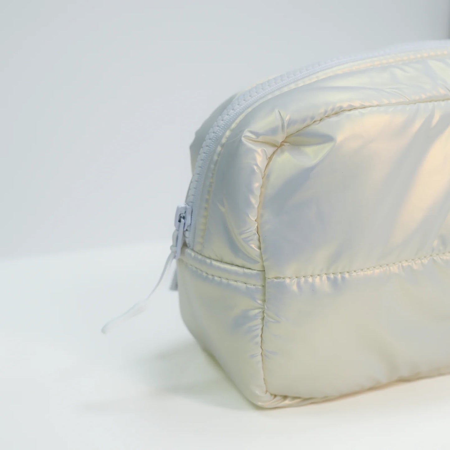 Canasta Rack it Up Bag Metallic White