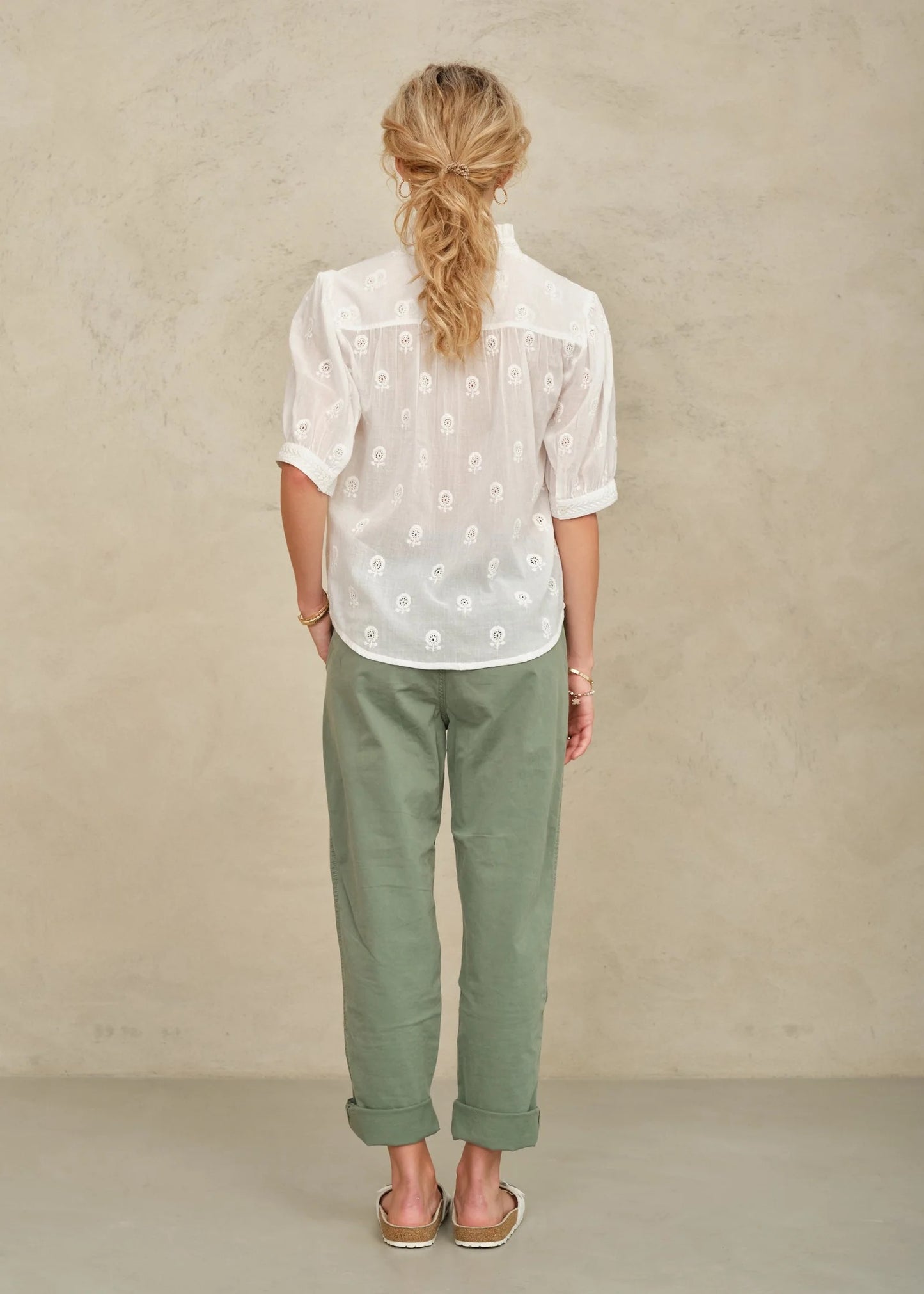 M.A.B.E. - Women - White Frani Short Sleeve Top