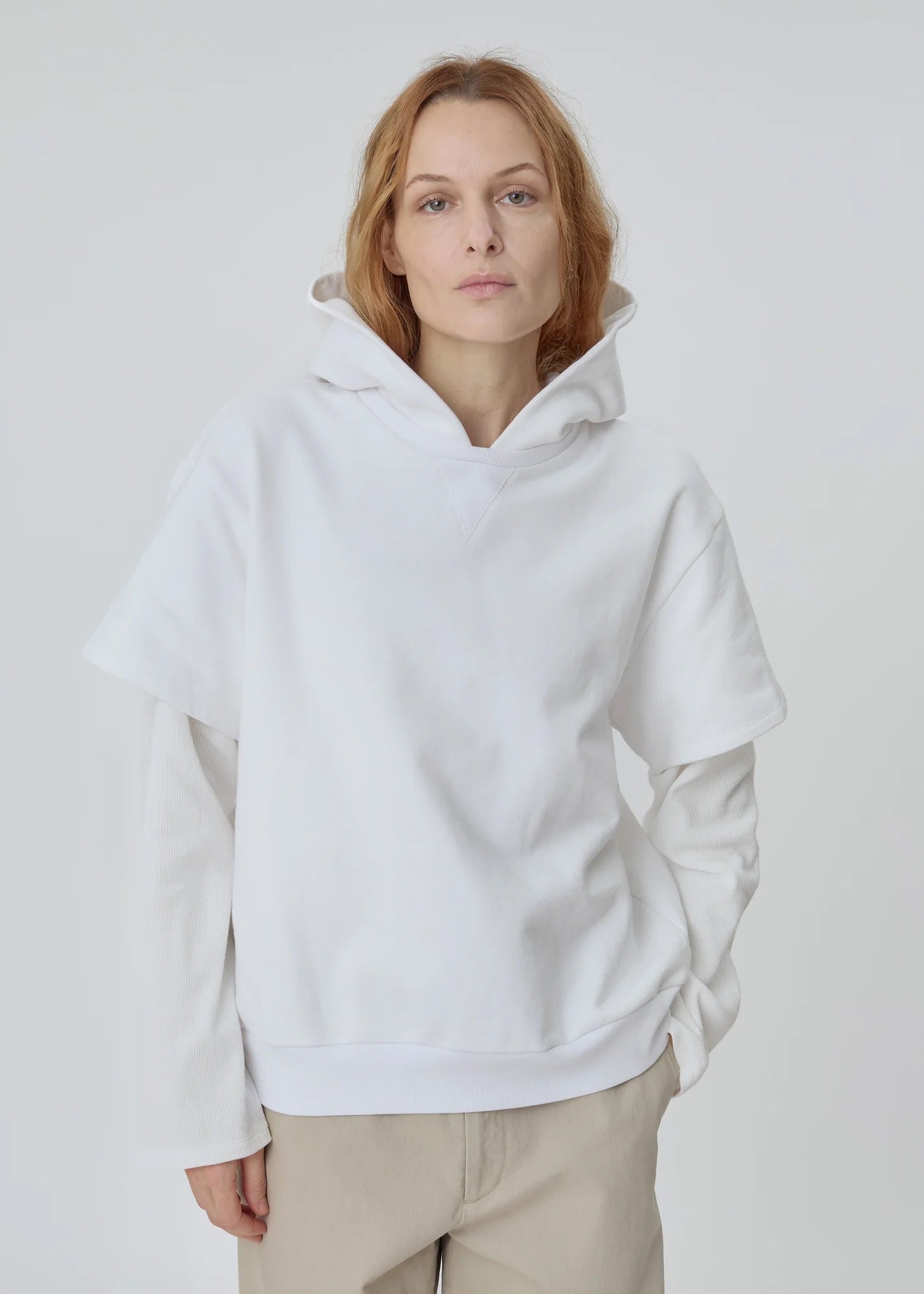 Still Here - Women - White 2Tee Sweatshirt