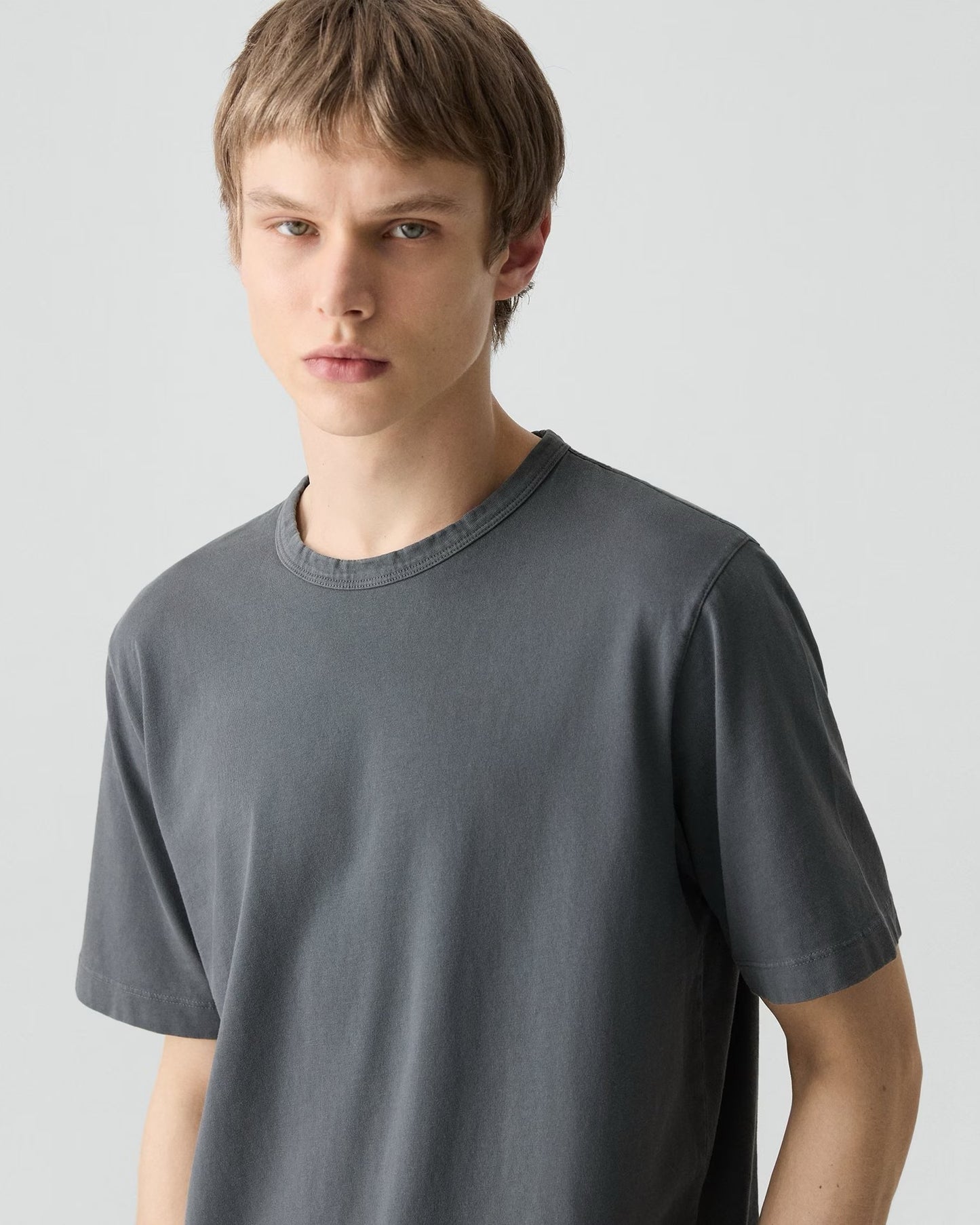 Theory - Men - Tinted Carbon Crewneck Tee in Tinted Tee