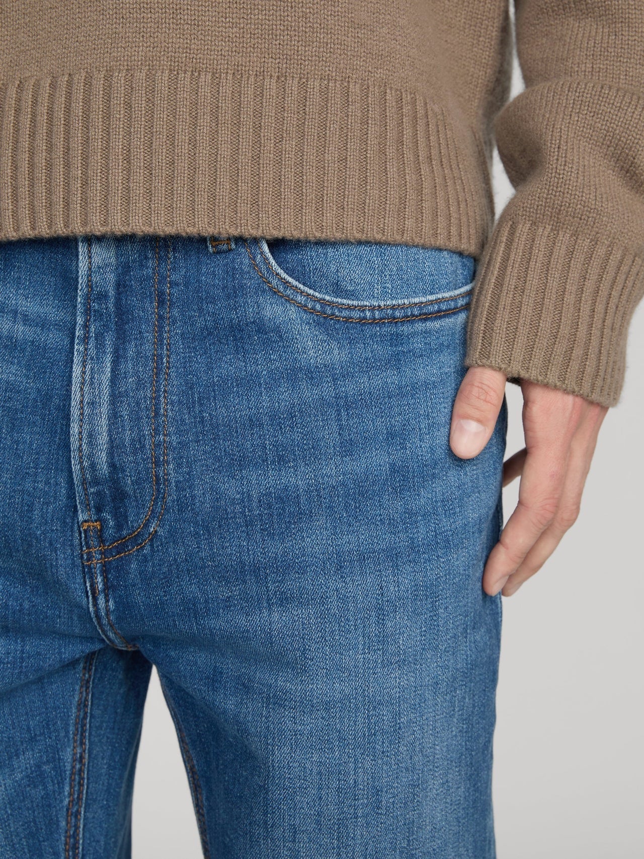 Frame - Men - Rich Modern Straight Jean