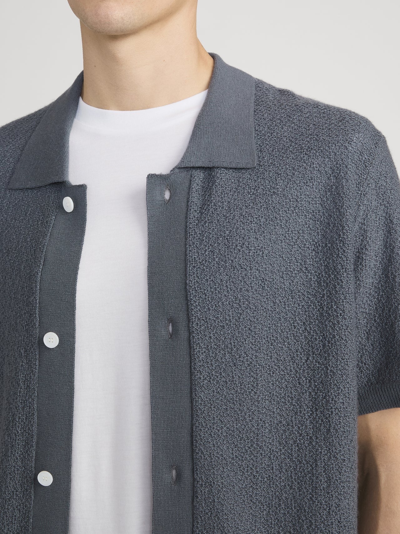 Frame  - Men - Blue Grey Short Sleeve Cardigan Sweater