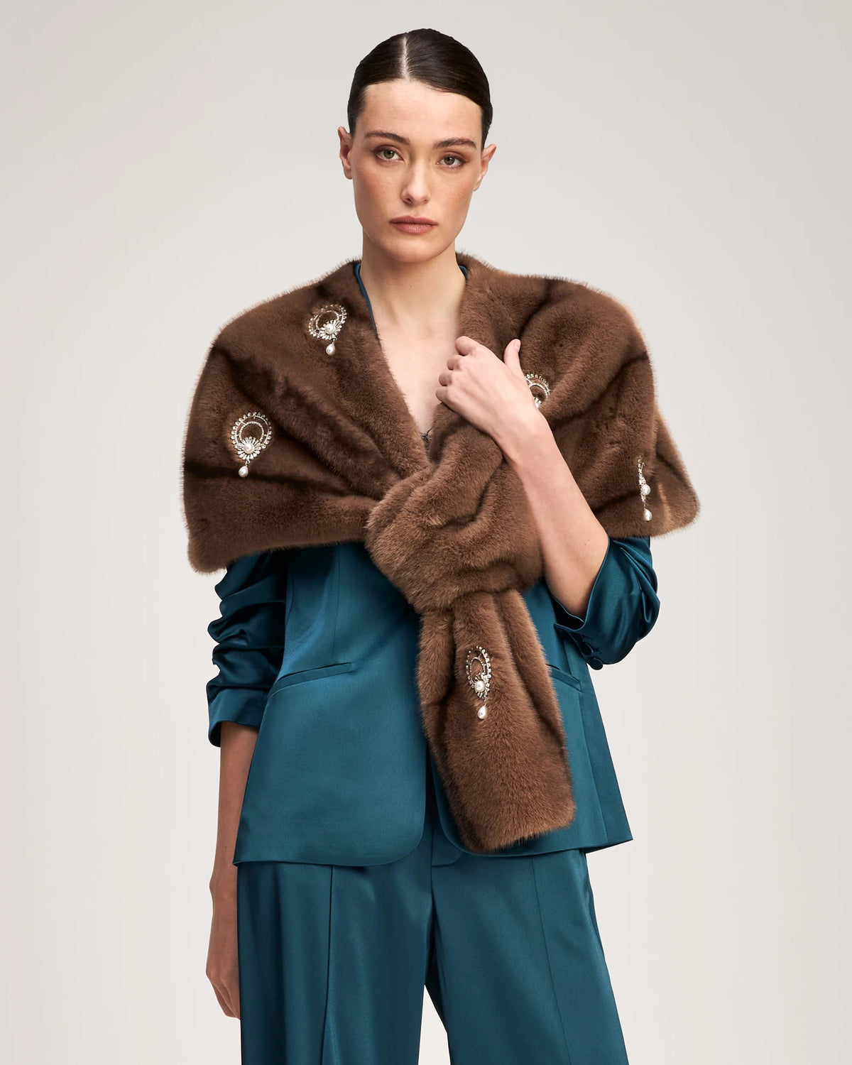 Cinq à Sept - Women - Taupe Pearl Drop Gianella Stole