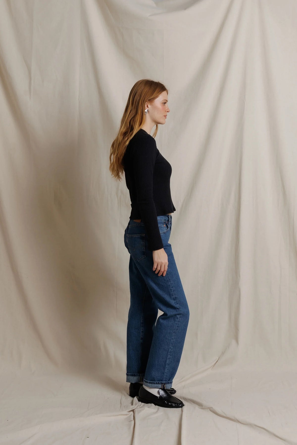 Perfect White Tee - Women - Flora Sweater Rib Crew Neck Long Sleeve