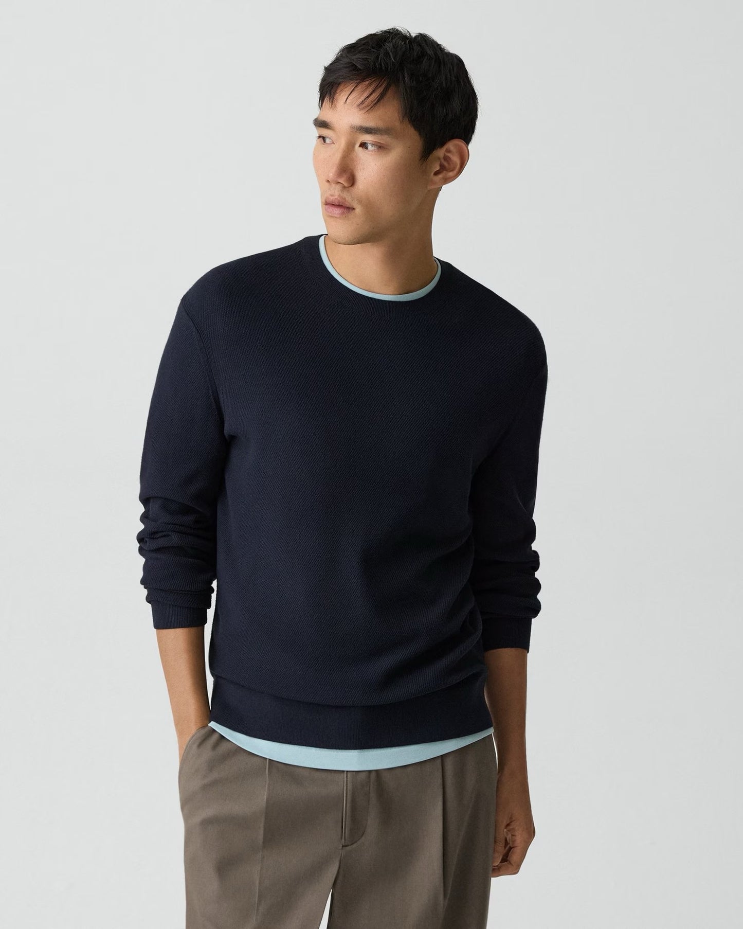 Theory - Men - Riland Crewneck Sweater in Light Bilen