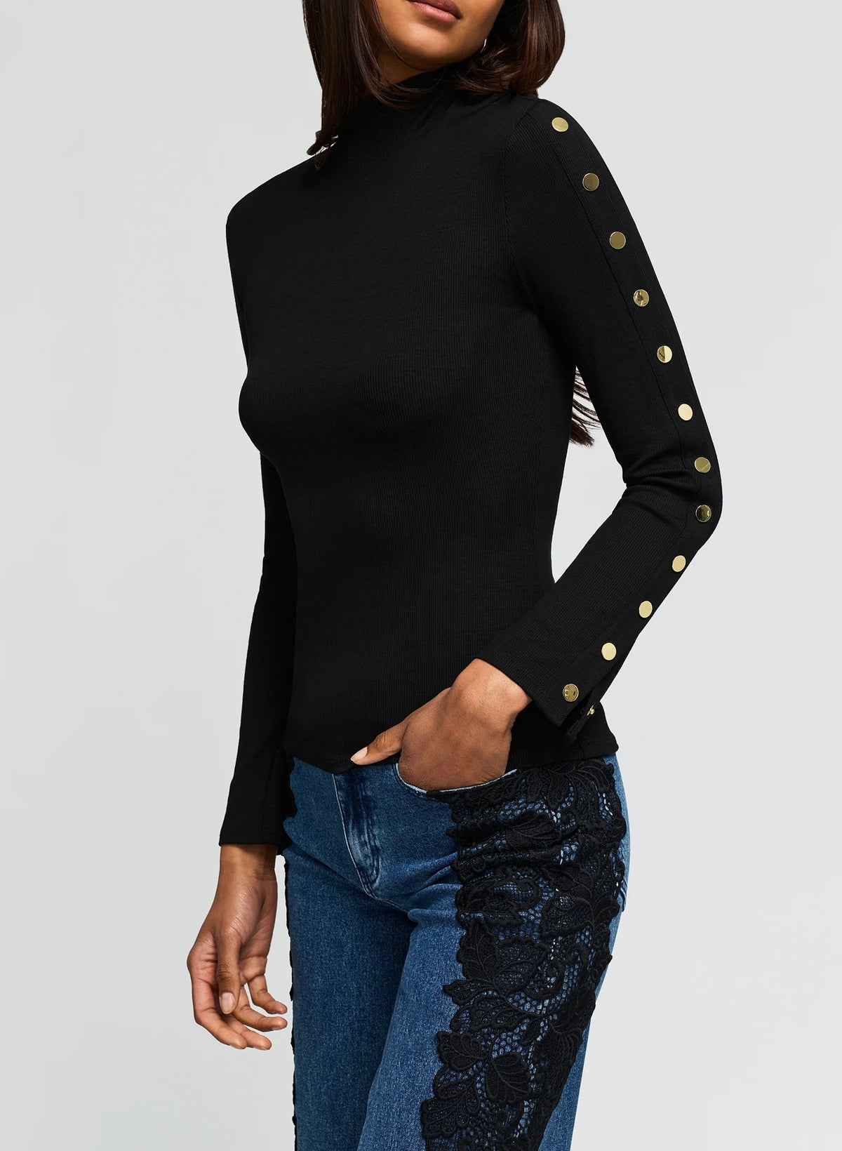 Generation Love - Women -  Black Frida Snap Top