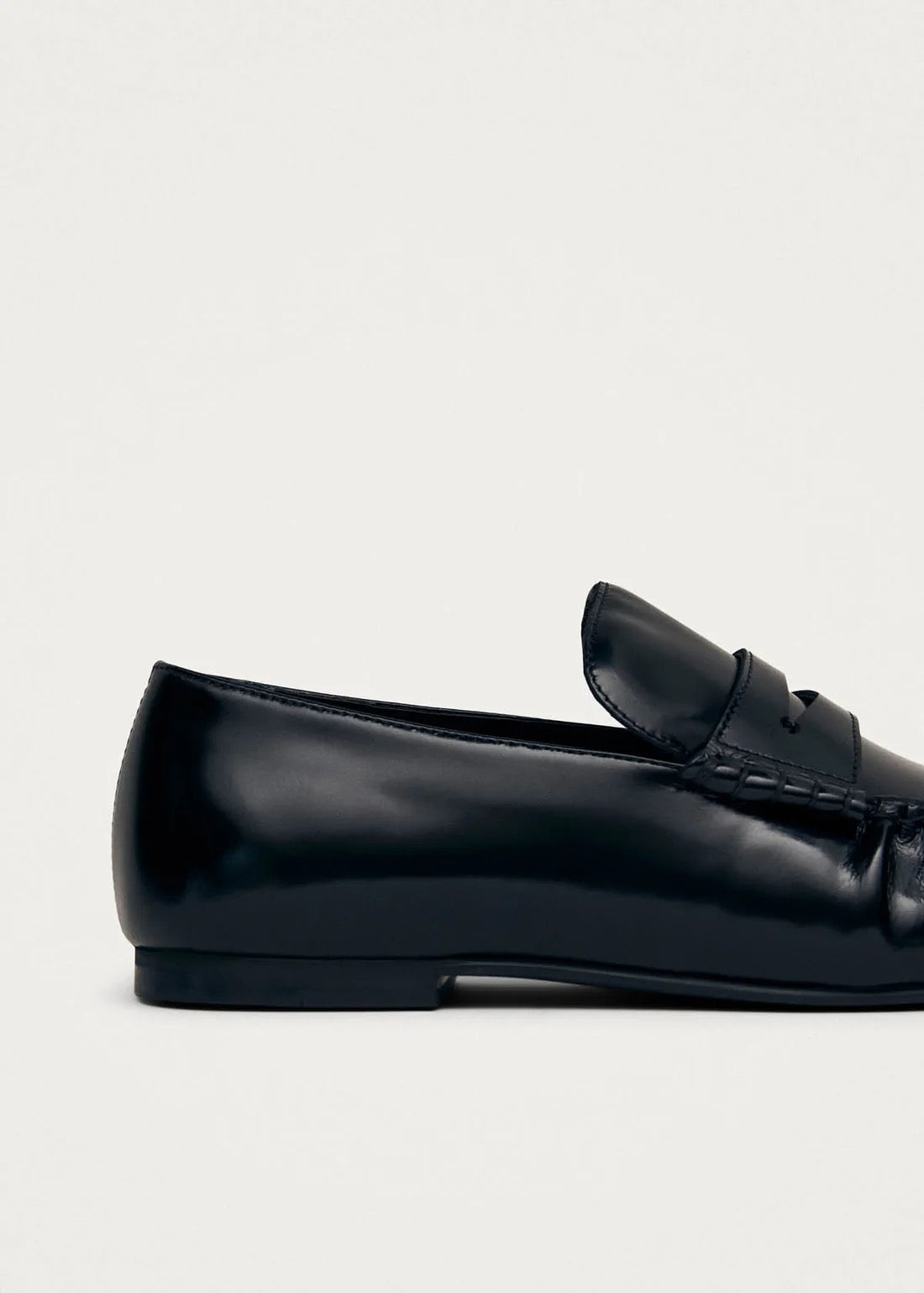 Alohas - Women - Black Aven Leather Loafers