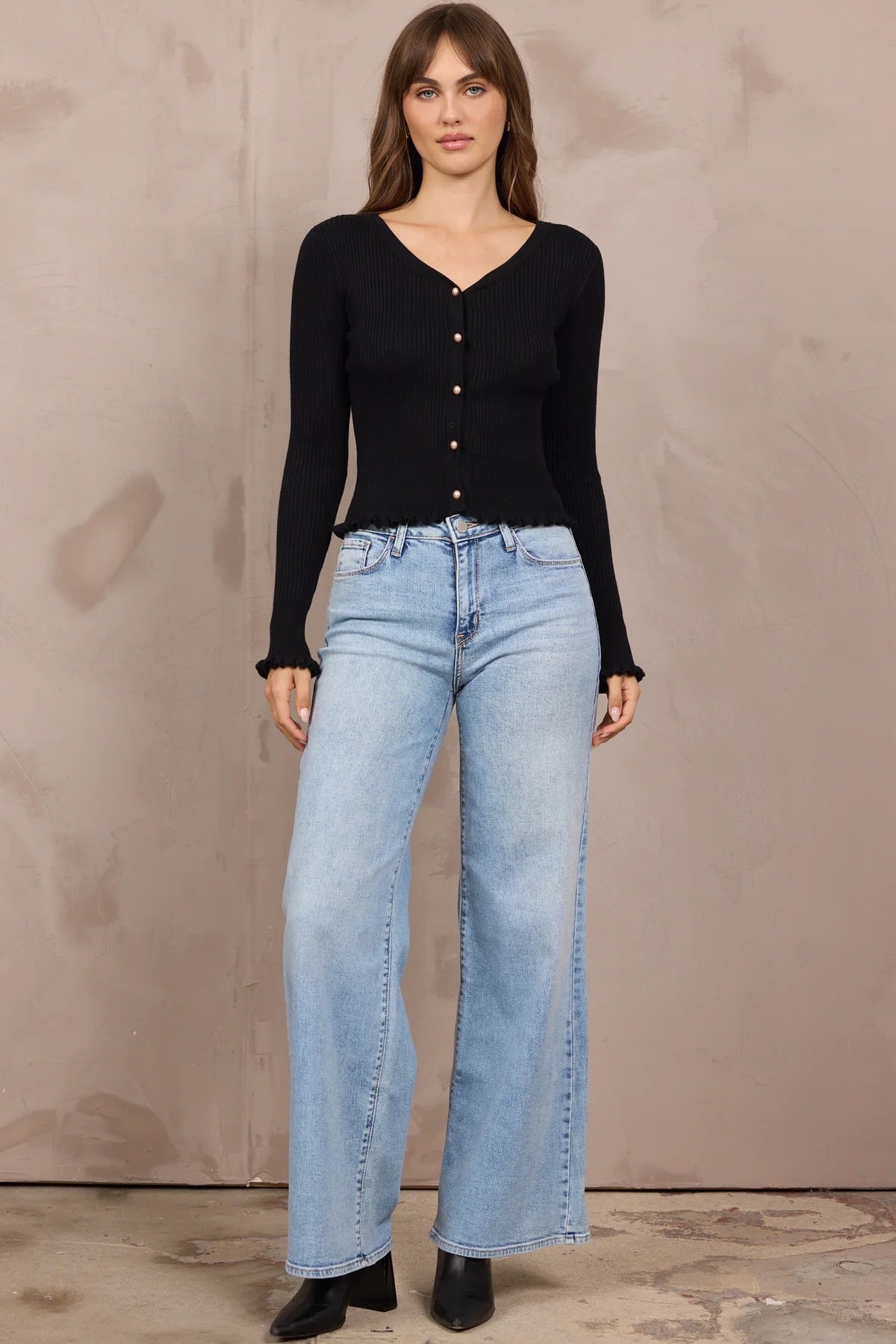 Vintage Havana - Women - Black Knit Rib Fitted Cardigan