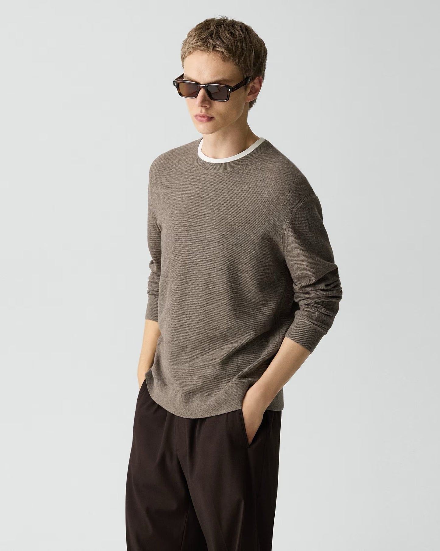 Theory - Men - Riland Crewneck Sweater in Light Bilen