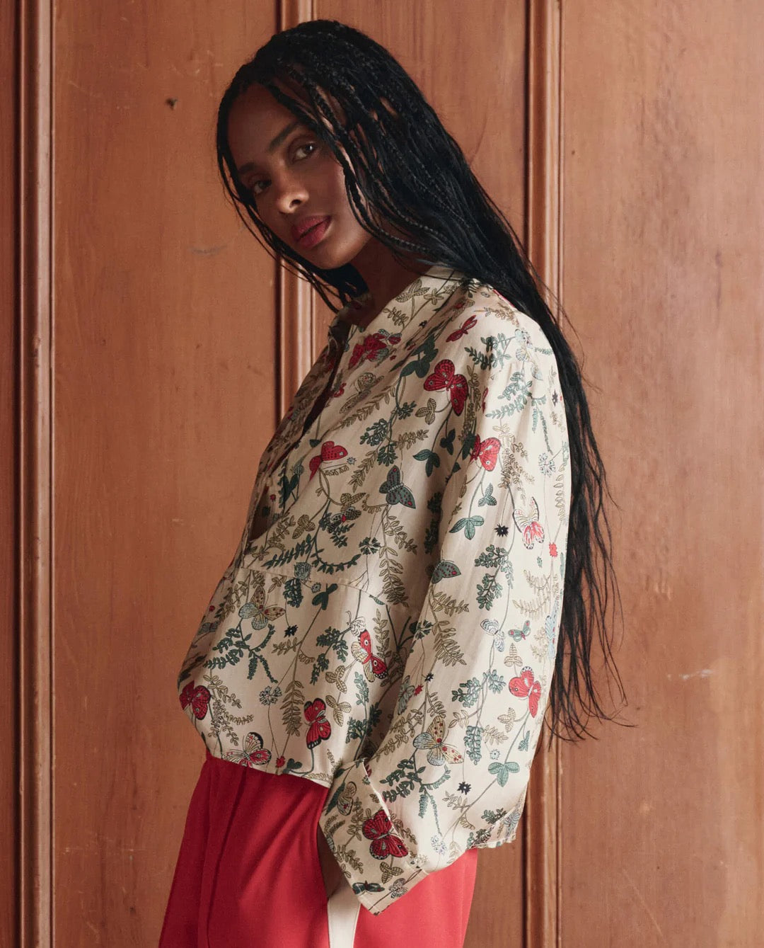 THE GREAT - Women- Floating Butterfly Meadow Henley Top