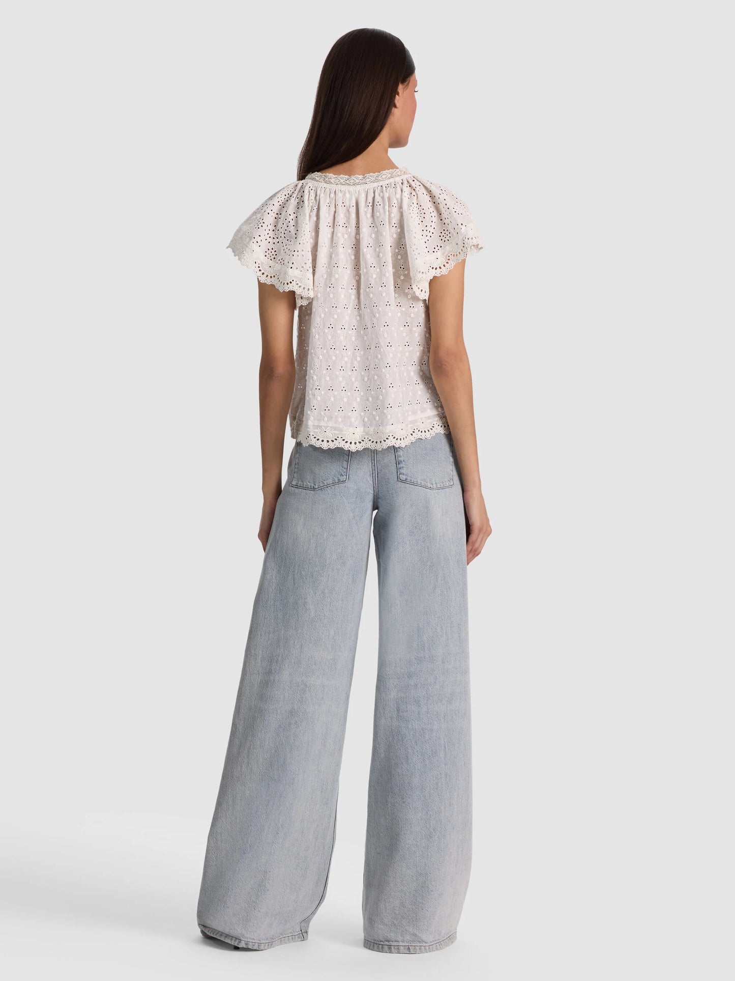 Alice + Olivia - Women -Off White Odette Embroidered Flutter Sleeve Top