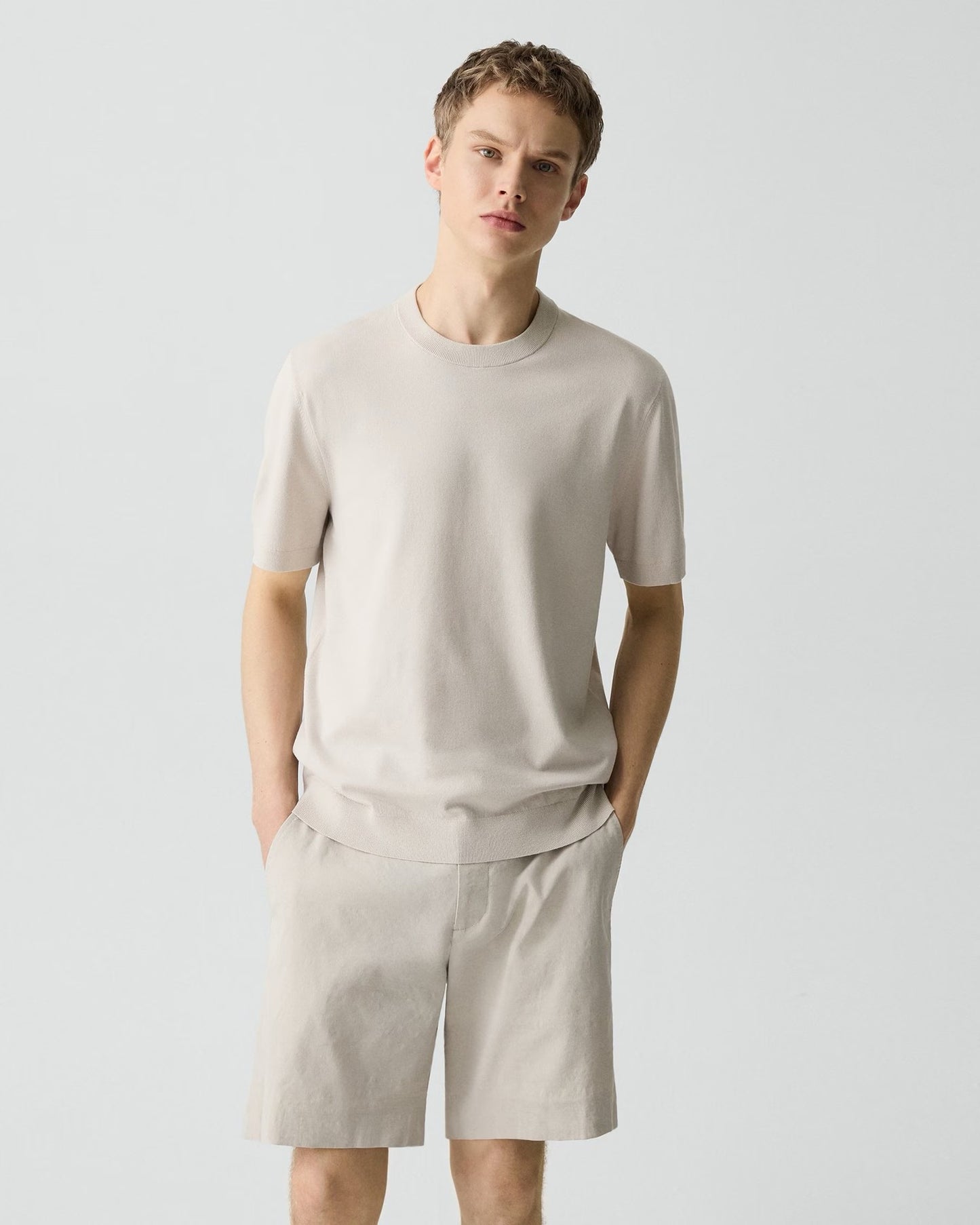 Theory  - Men - Silver Cloud Soris Tee in Light Bilen