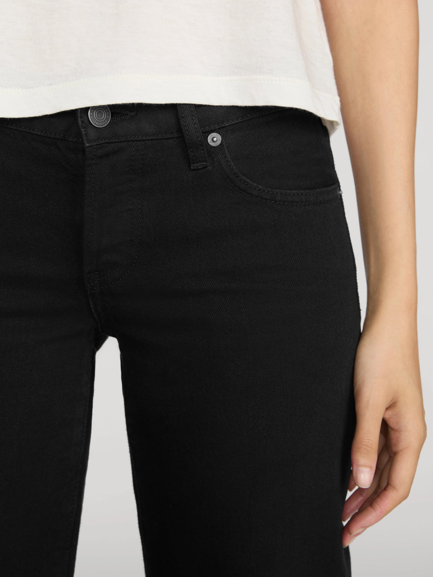 Frame - Women - The Gray Jean