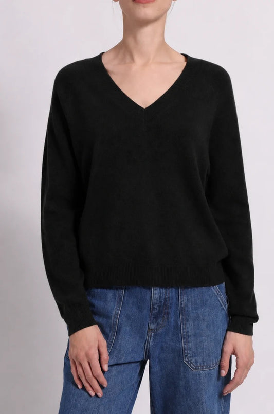 Minnir Rose - Women - Black Cashmere Long Sleeve Shrunken V Neck