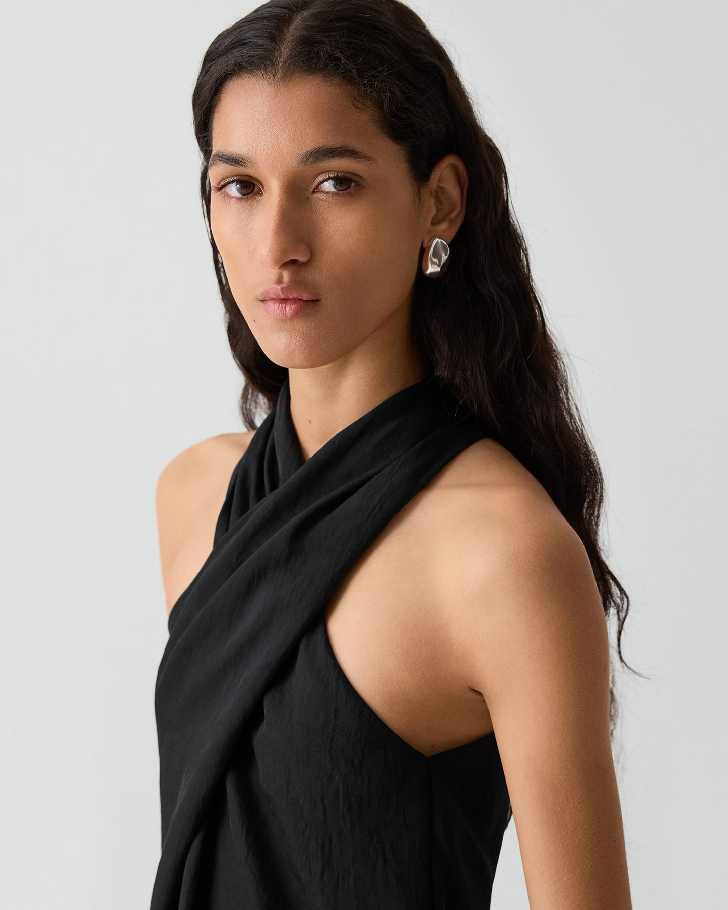 Theory - Women - Black Twisted HalterTop In Washed Twill