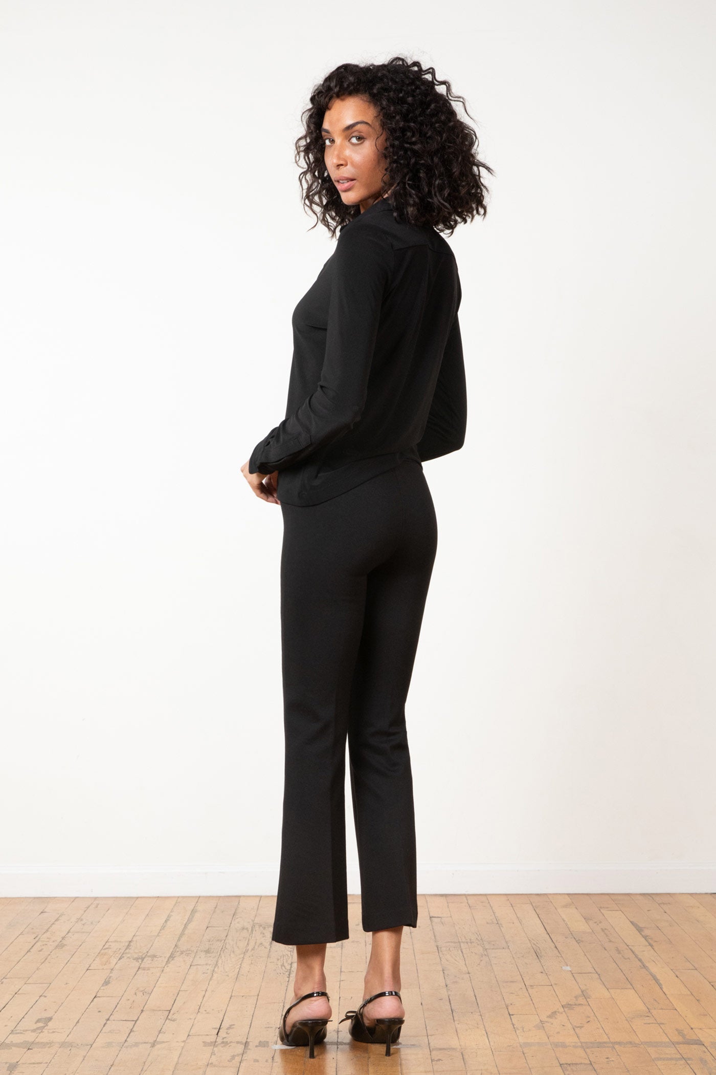 Avenue Montaigne - Women - Black Leo 4-Way Stretch