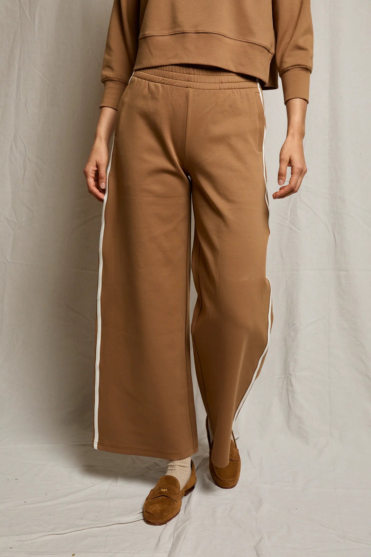 Perfect White Tee - Women - Mocha Mikos Wide Leg Pants