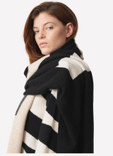 Brodie Cashmere - Women - Black/Organic White Love Logo Scarf