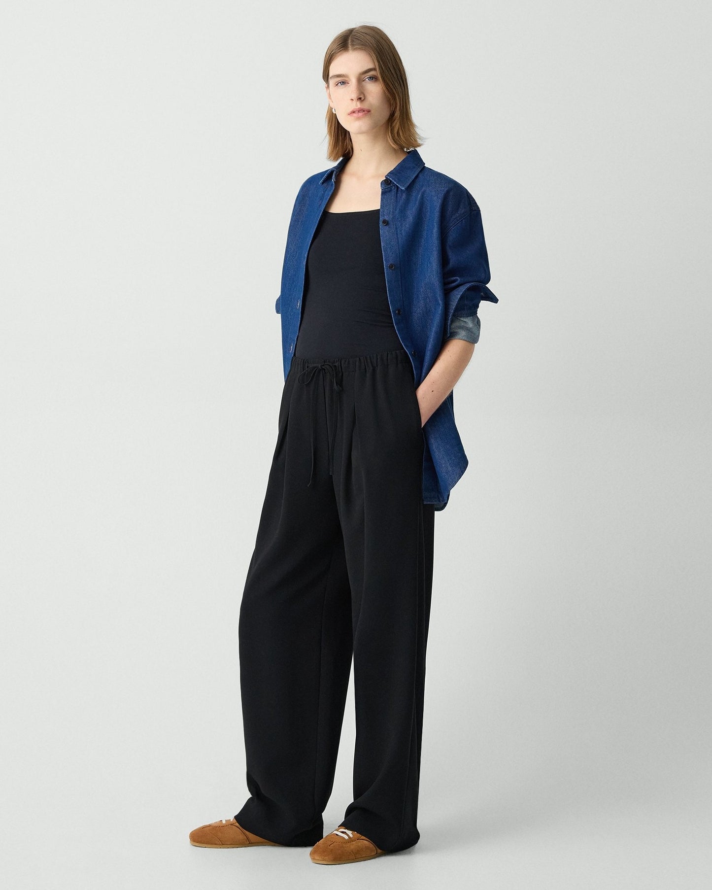 Theory - Women - Black Pleated Pull On Pant