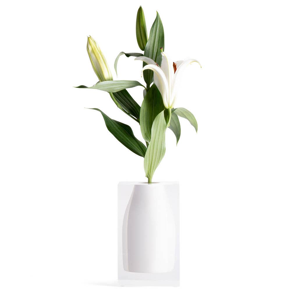 Guys N Gals - Hamptons White - Hester Bud Vase