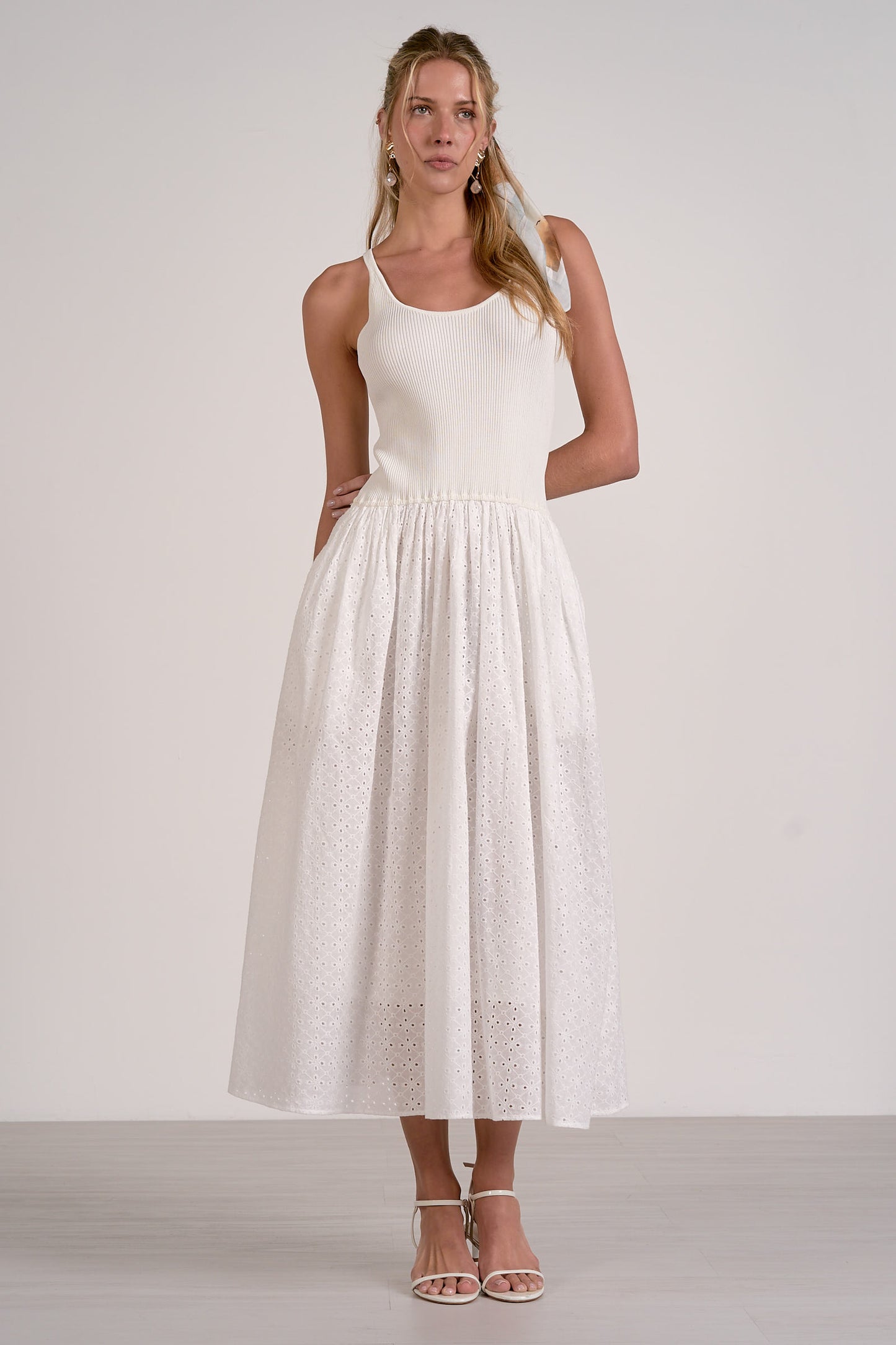 Elan - Women - White  Mixed Media Maxi Dress