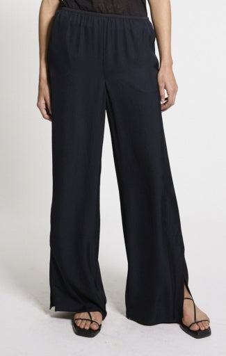 Theory - Women _ Black Slit Pant In Washed Twill