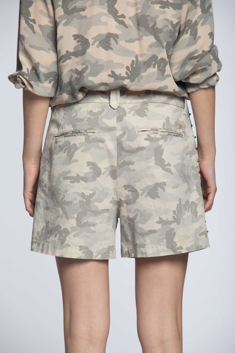 Emily Chino Bermuda Relaxed Shorts